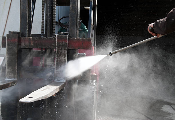 Best Deck Cleaning Services  in Sausalito, CA